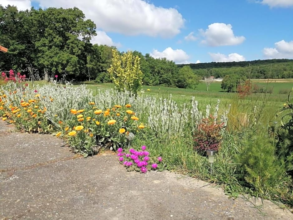 MAISON MAUPAS Chambre Rouge