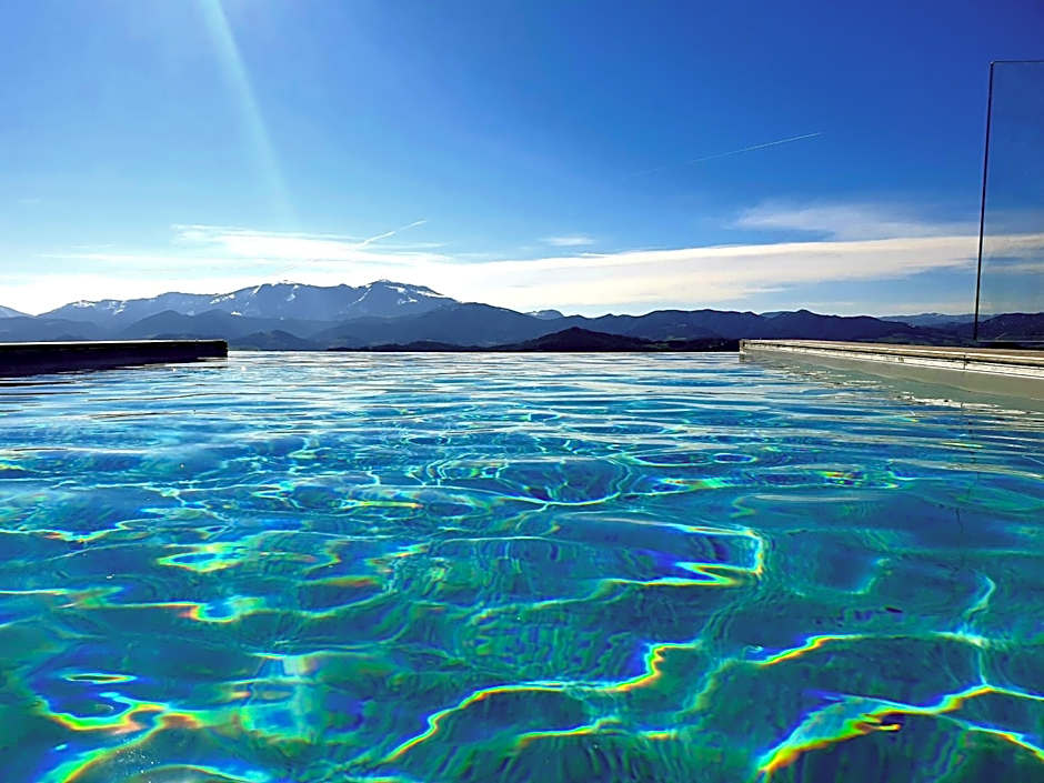 Aura Relais