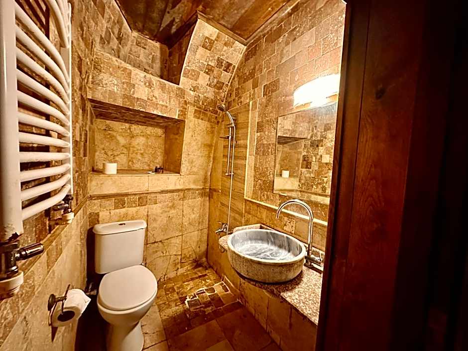Harkasos Cave Hotel