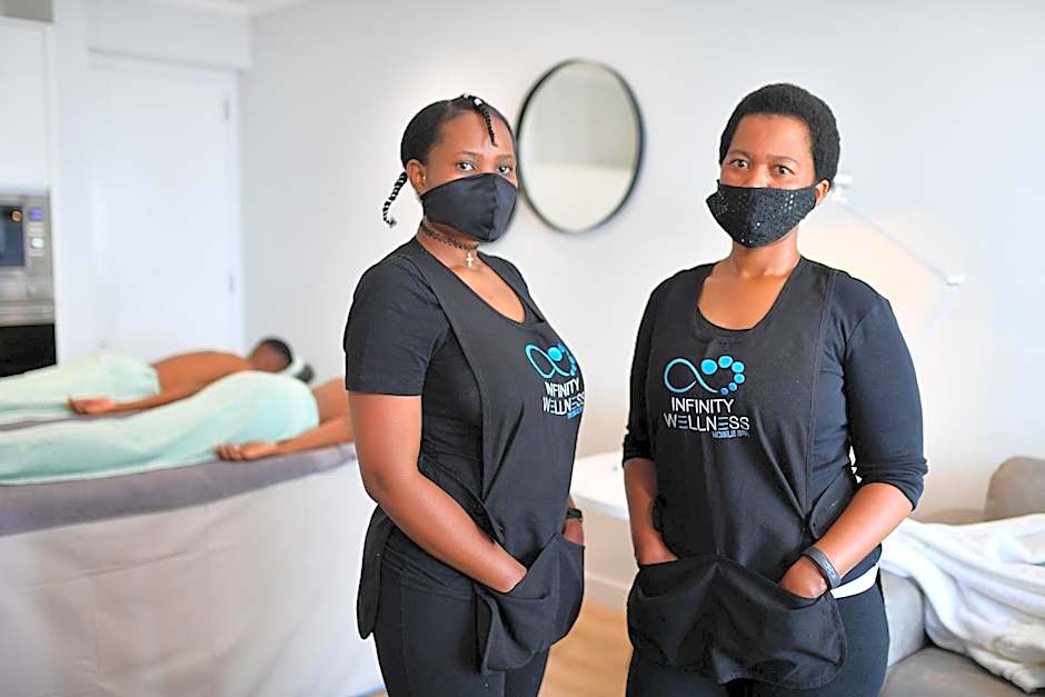 Ellipse Waterfall Executive Apartments