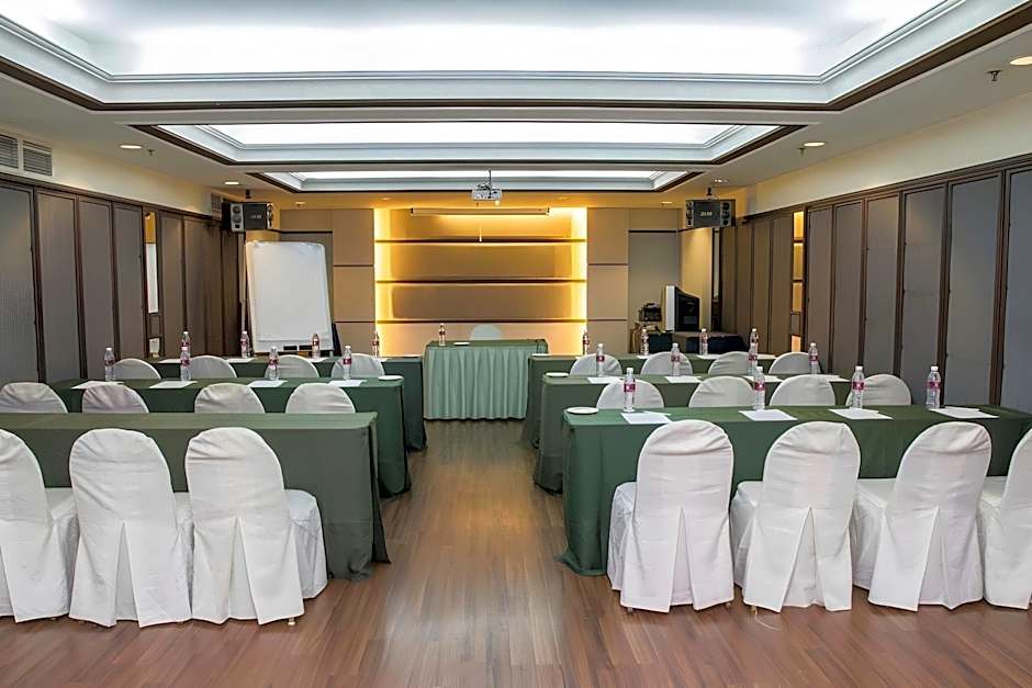 Premier Hotel