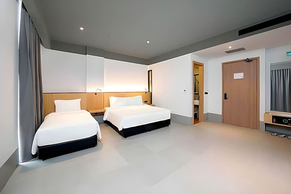 Ando Hotel Batam