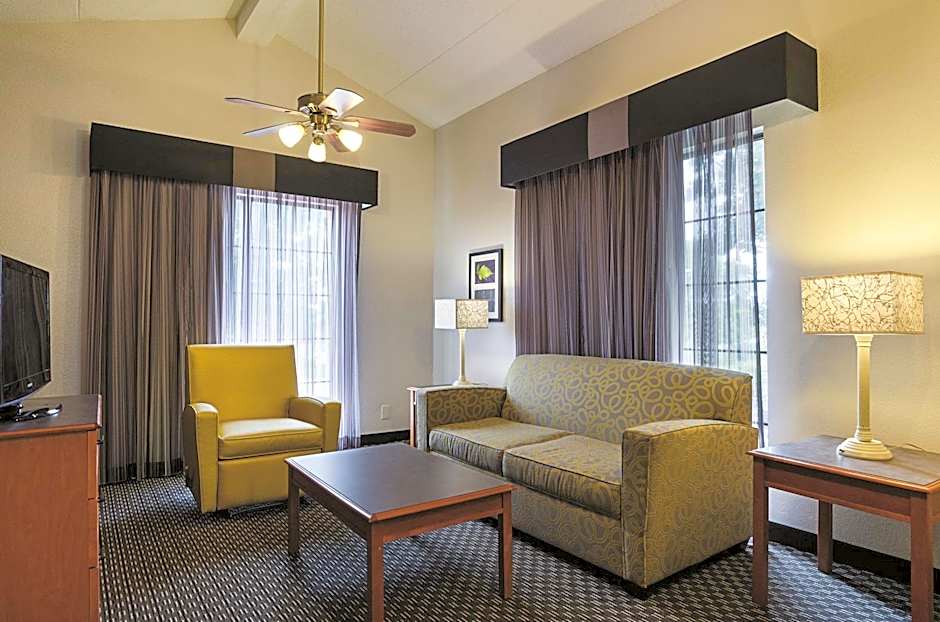 Baymont by Wyndham Greenville Woodruff Rd
