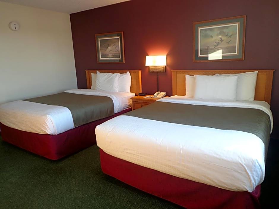AmericInn by Wyndham Madison SD