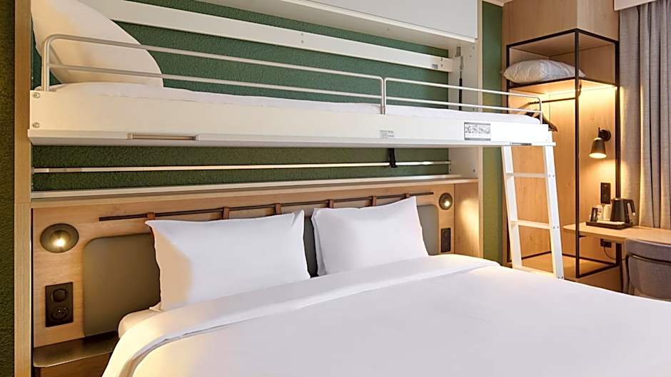 Campanile Paris Ouest - Nanterre - La Defense