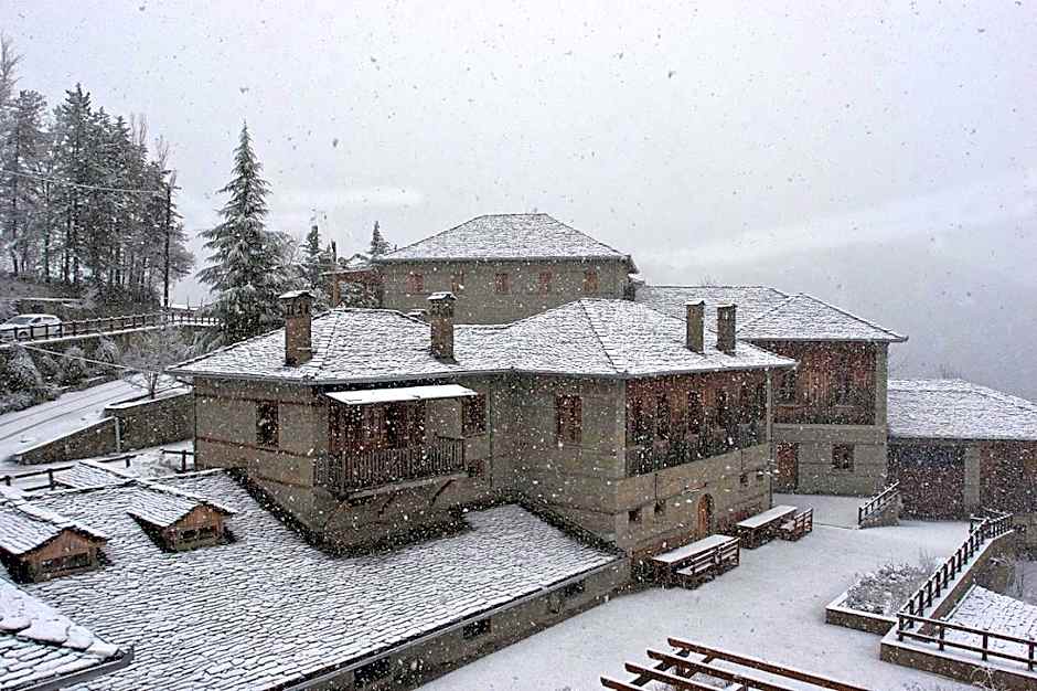 Katogi Averoff Hotel & Winery