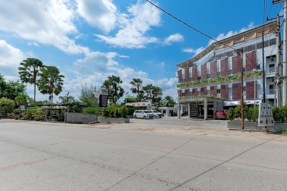 Urbanview Hotel The Tang Balikpapan by RedDoorz