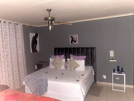 Warmbaths Thai Spa and Guest House