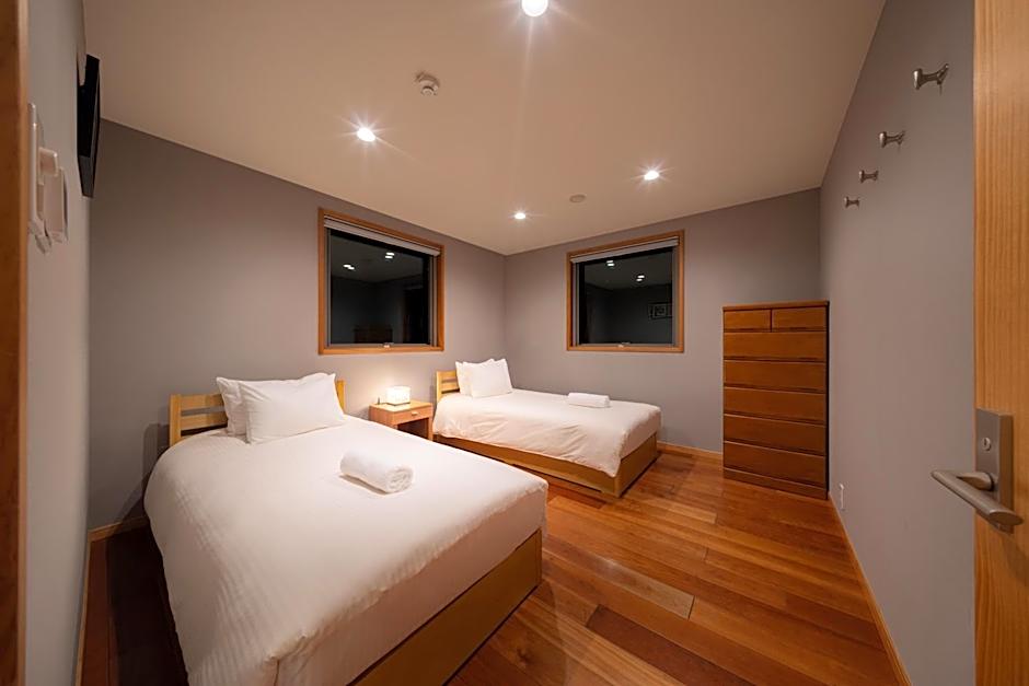 Bluebird Chalets by The Hakuba Collection