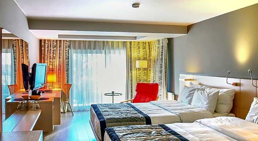 Denizatı Plus Hotel