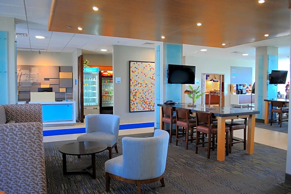 Holiday Inn Express And Suites COLUMBIA CITY By IHG