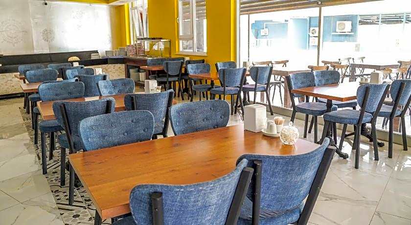 Grand Niki Hotel & Spa