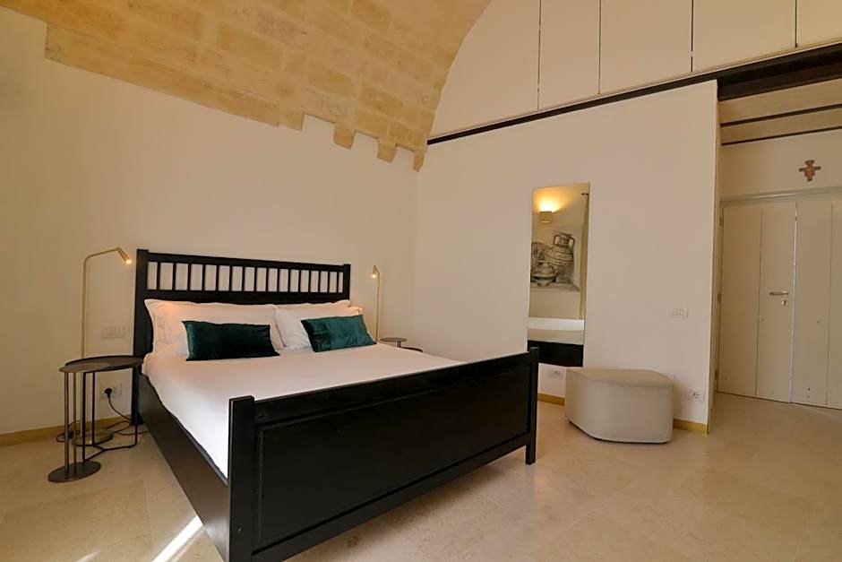 Le Malve Cave Retreat