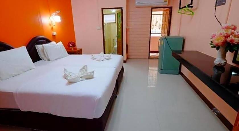 Jirawan Hotel