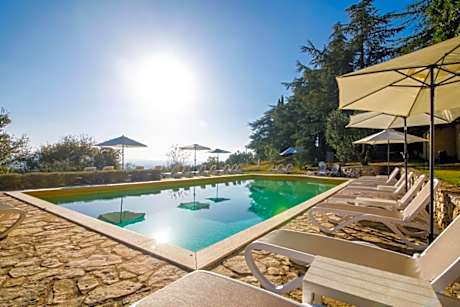 Agriturismo Villa Godenano - Pool&Restaurant