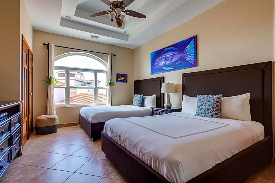 Grand Caribe Belize