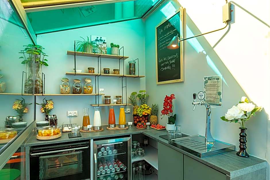 Hotel Alpha Paris Tour Eiffel