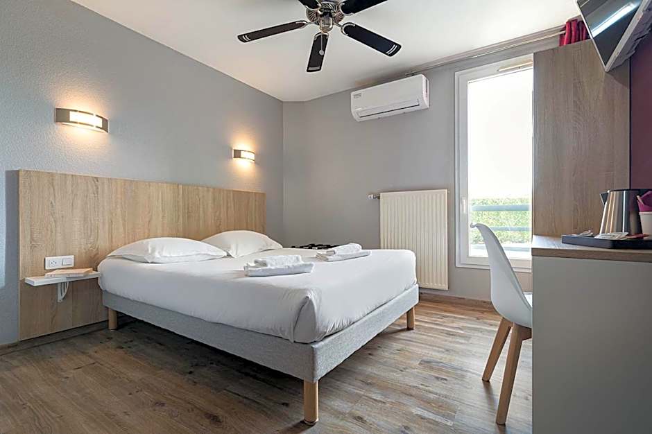 Logis Hôtel Restaurant L'Abri