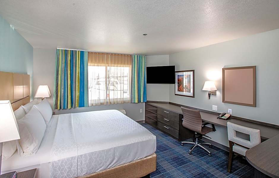Candlewood Suites Ontario Convention Center