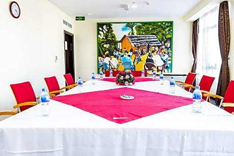 Holiday Inn Dar Es Salaam By IHG