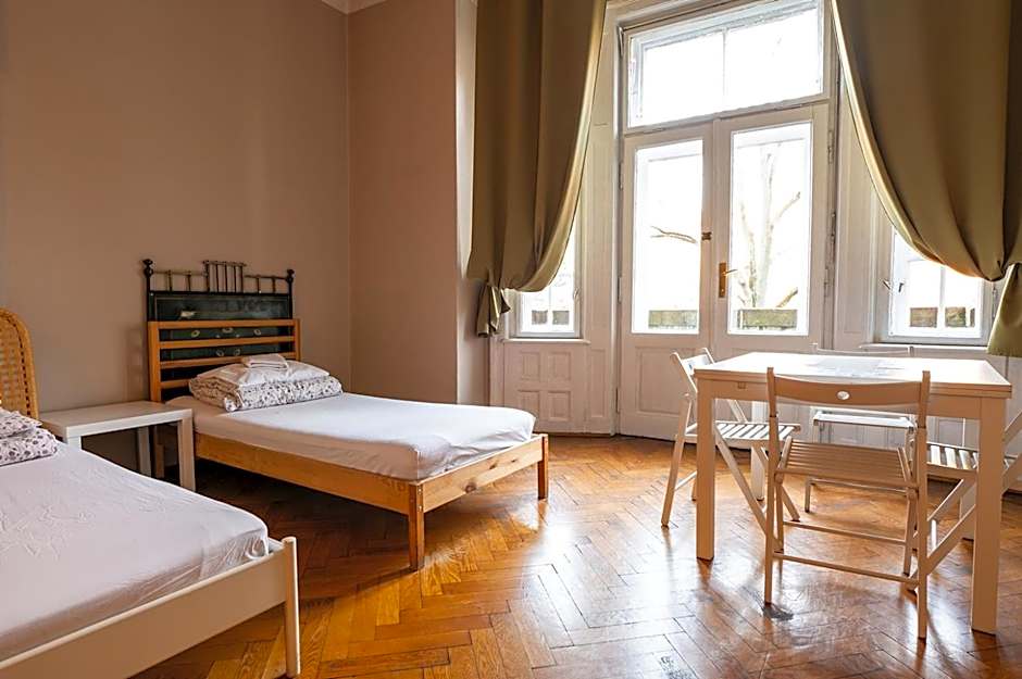 Trzy Kafki Private Rooms