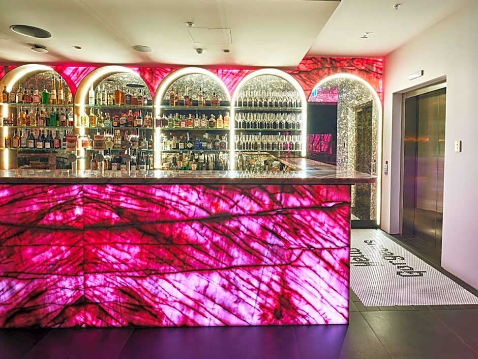 The Motley Hotel Richmond, Tapestry Collection by Hilton