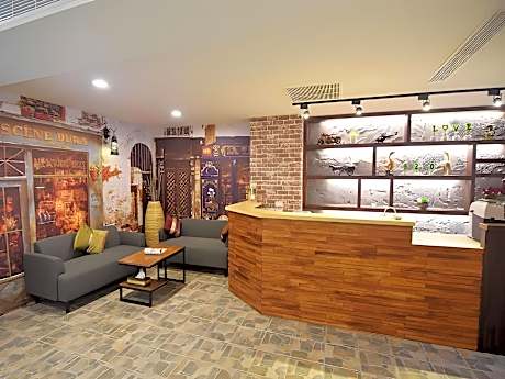 Jiaosi Twenty-one Hotspring Inn