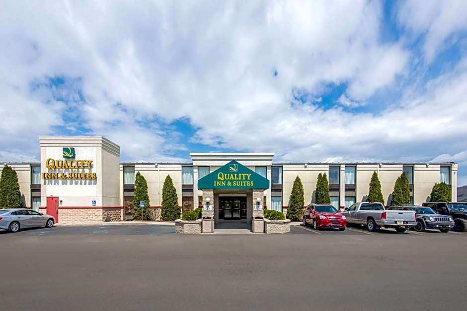 Quality Inn & Suites Mansfield