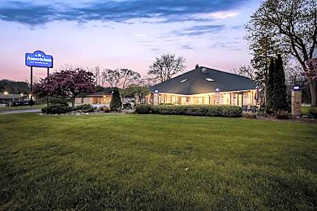 AmericInn by Wyndham Delafield