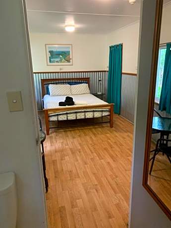 Queen Room with Garden View