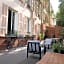 Hotel Busby