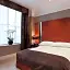 The Capital Hotel, Apartments & Townhouse