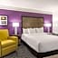 La Quinta Inn & Suites by Wyndham Alexandria Airport