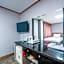 Hotel G