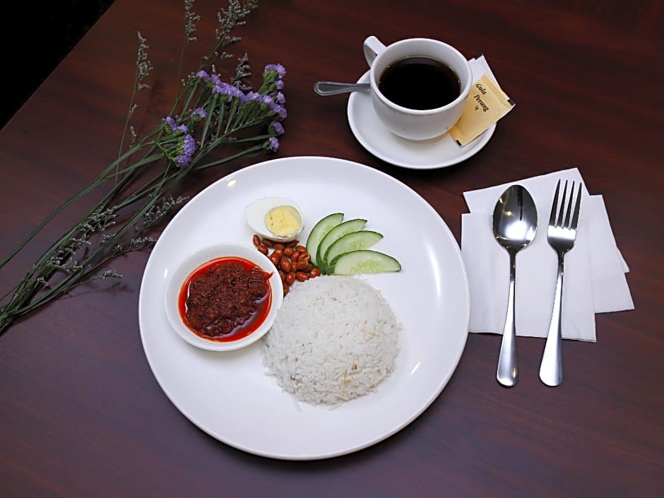 OYO 836 Mandurah Room & Cafe