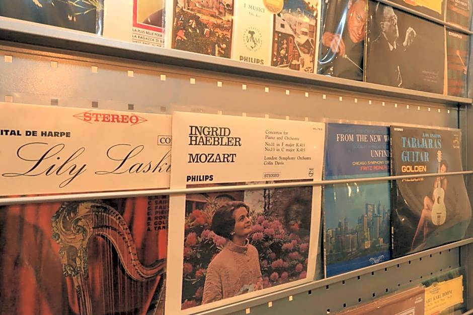 Hitoyoshi Morinohall Ladies in - Female Only