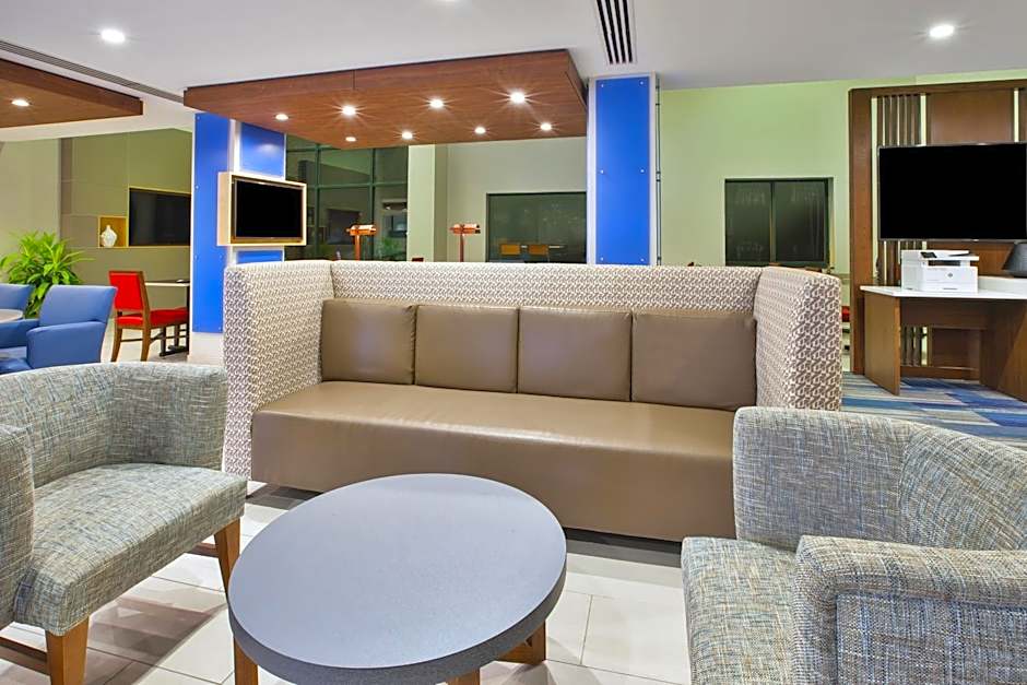 Holiday Inn Express Rochester-Victor By IHG