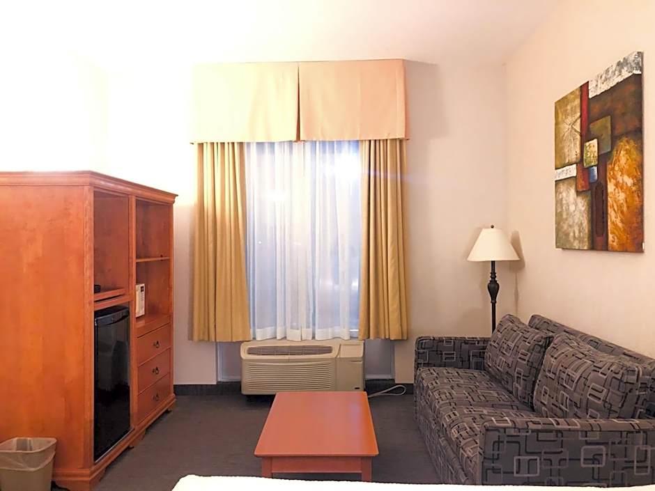 Days Inn & Suites by Wyndham Niagara Falls Centre St. By the Falls