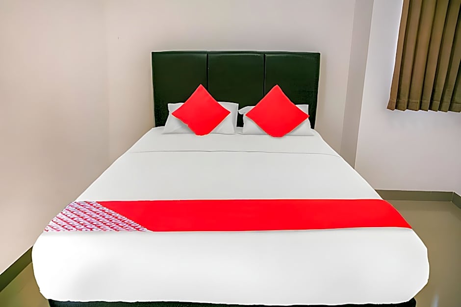OYO 3438 Pasir Padi Inn