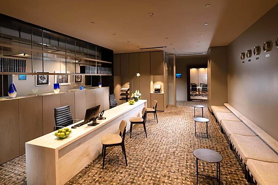 Amora Hotel Adelaide