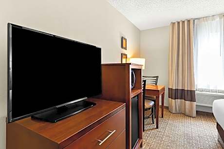 Upgraded Business Room with Two Queen Beds - Non-Smoking