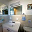 Searenity, Waterside studio in the heart of Treasure Island, walk to beach