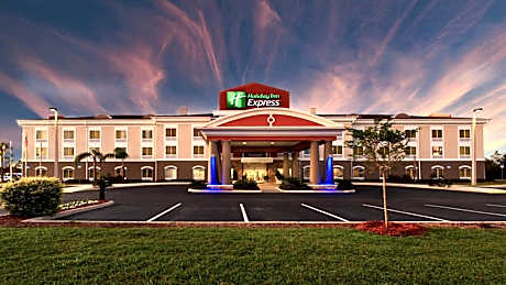 Holiday Inn Express Lake Wales North-Winter Haven By IHG