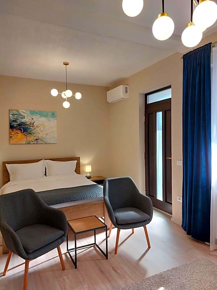 Mandarin Premium Apartments