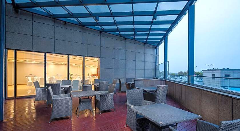 Crowne Plaza Zhenjiang By IHG