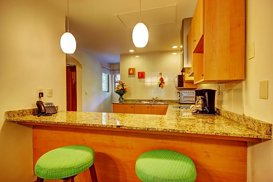 Riviera Maya Suites