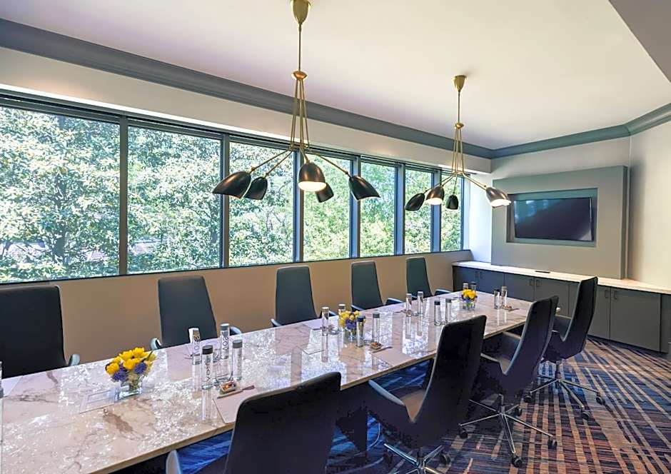 Crowne Plaza Atlanta Perimeter at Ravinia By IHG