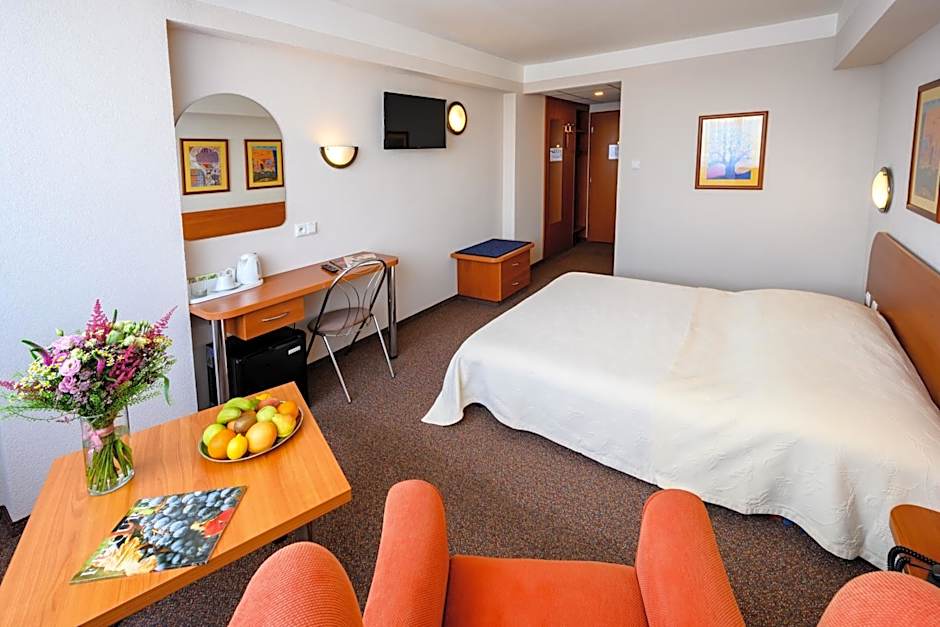 Hotel Lux