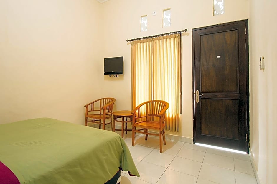 Seminyak Point Guesthouse