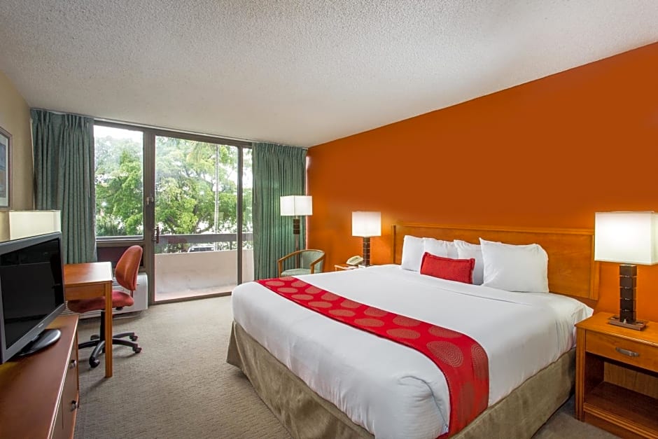 Ramada by Wyndham West Palm Beach Airport